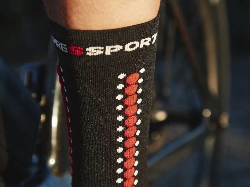 Pro Racing Socks v4.0 Bike - Image 4